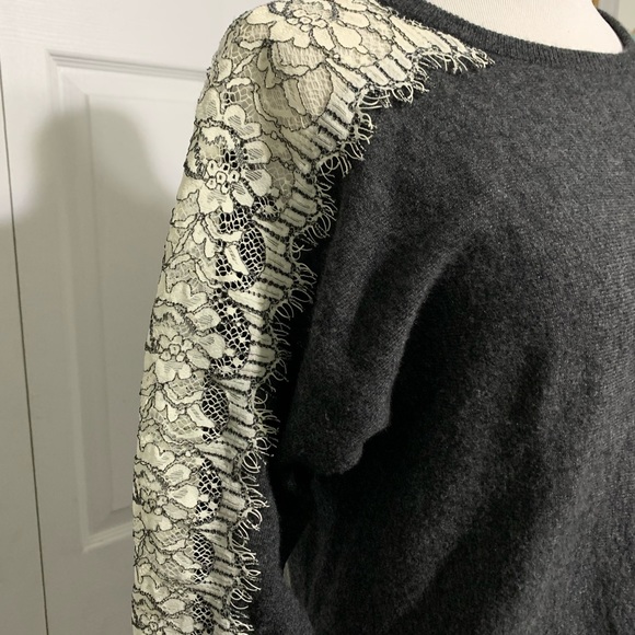 Ladies lightweight gray sweater - Picture 5 of 5